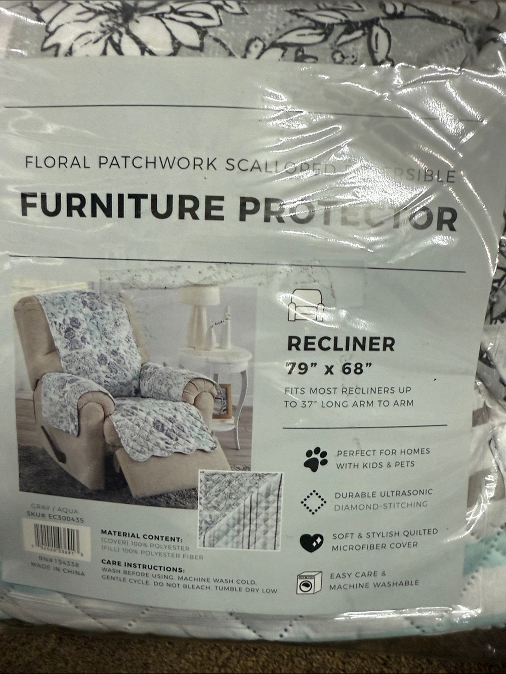 Floral Patchwork Scalloped Reversible Furniture Protector - White/Aqua/Gray